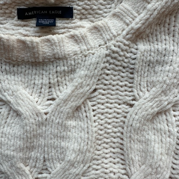 American Eagle Sweater - Picture 3 of 3